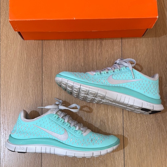 Nike Free Run 3.0 V4 Tropical Twist Tiffany Blue size 6 - Picture 2 of 7